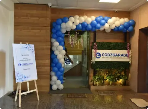codzgarage-entrance